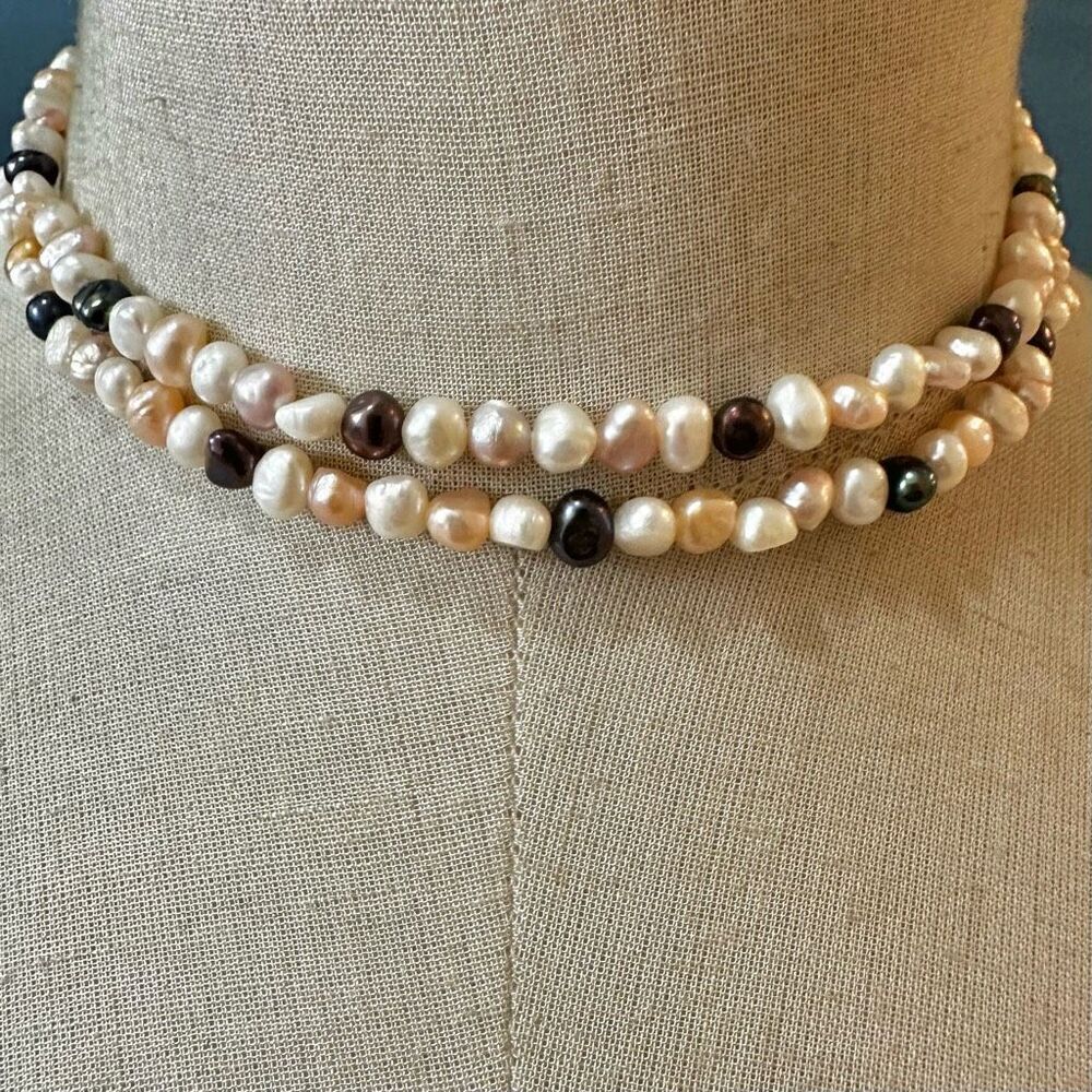 Vintage Baroque Multicolor Pearls Necklace